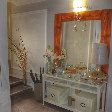 מלון Hotel Telc טלץ'